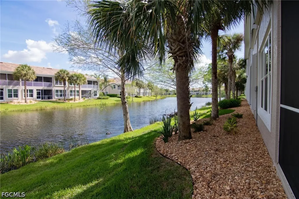 2644 Somerville Loop Cape Coral FL 33991