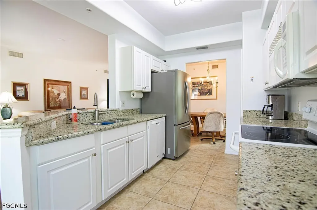 2644 Somerville Loop Cape Coral FL 33991