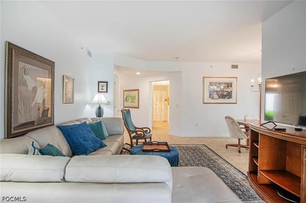 2644 Somerville Loop Cape Coral FL 33991