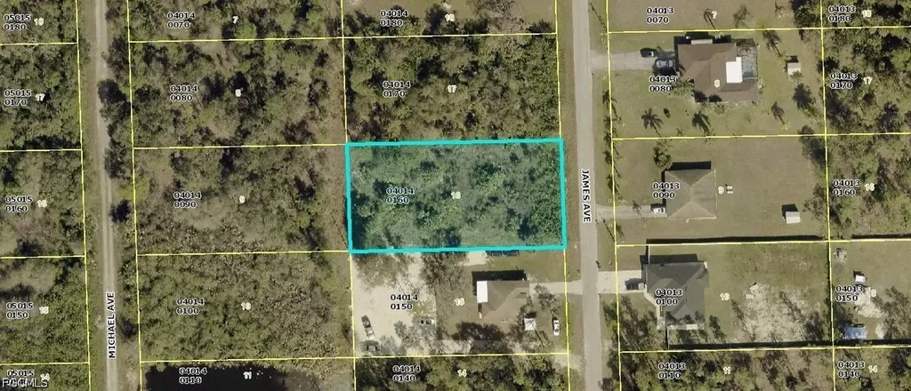 907 James Avenue Lehigh Acres FL 33936