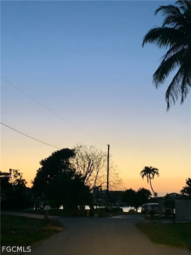 6 Hawk Street Naples FL 34113