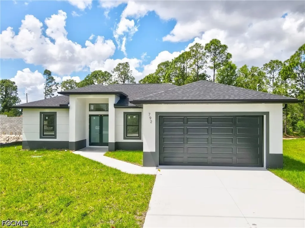 792 Bell Boulevard S Lehigh Acres FL 33974
