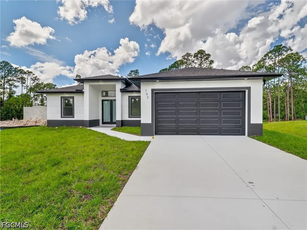 792 Bell Boulevard S Lehigh Acres FL 33974