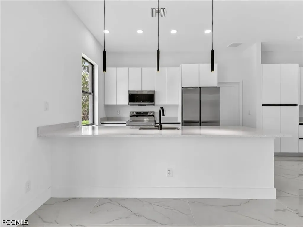792 Bell Boulevard S Lehigh Acres FL 33974