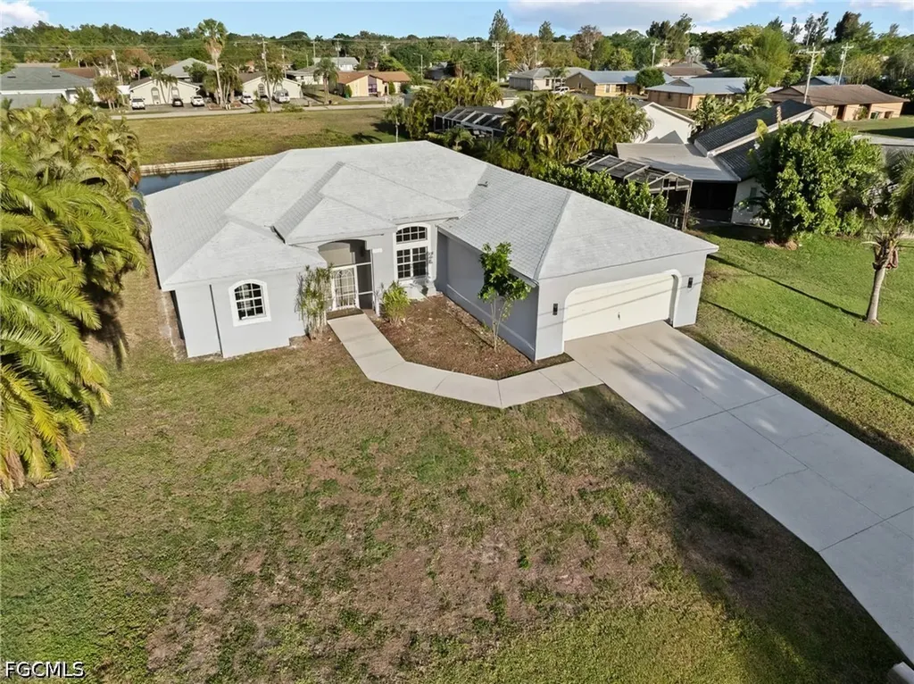 605 SE 23rd Avenue Cape Coral FL 33990