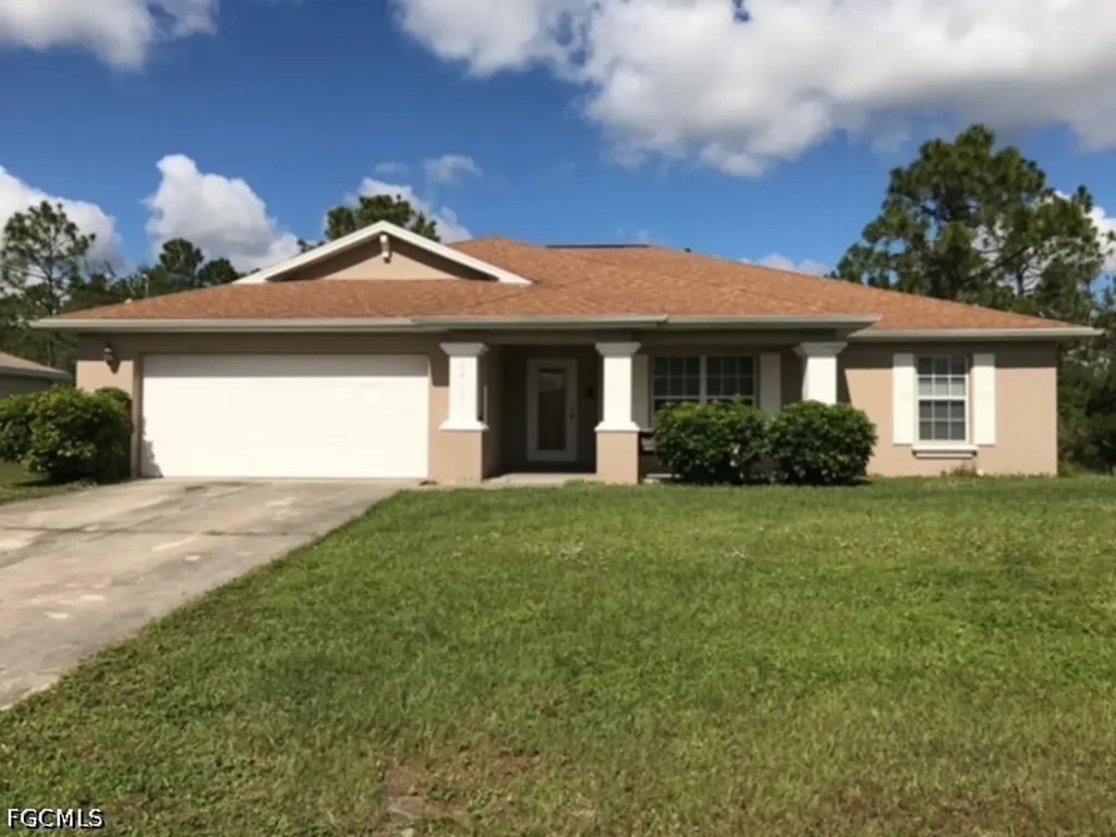 2912 48th Street W Lehigh Acres FL 33971