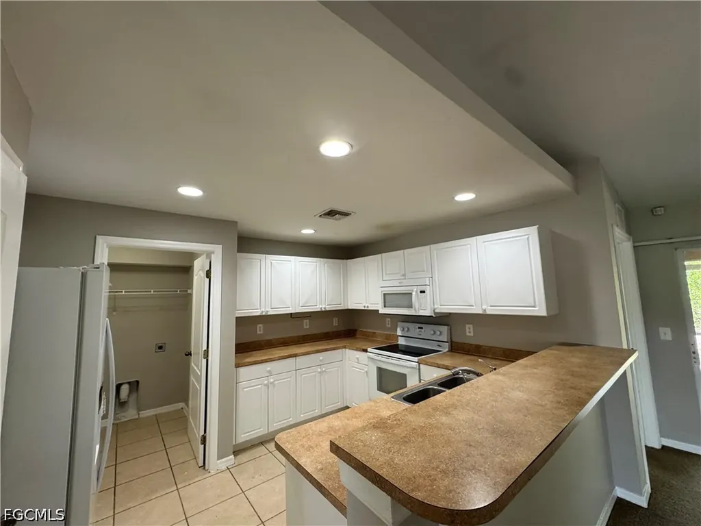 2912 48th Street W Lehigh Acres FL 33971
