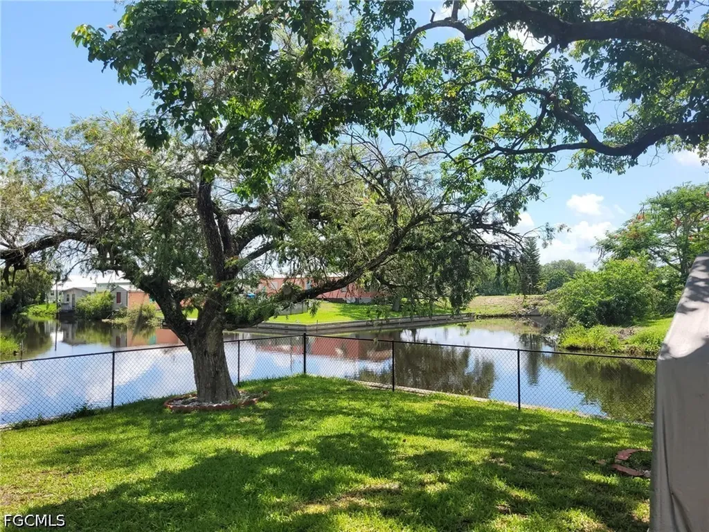 1104 Gulf Street Moore Haven FL 33471