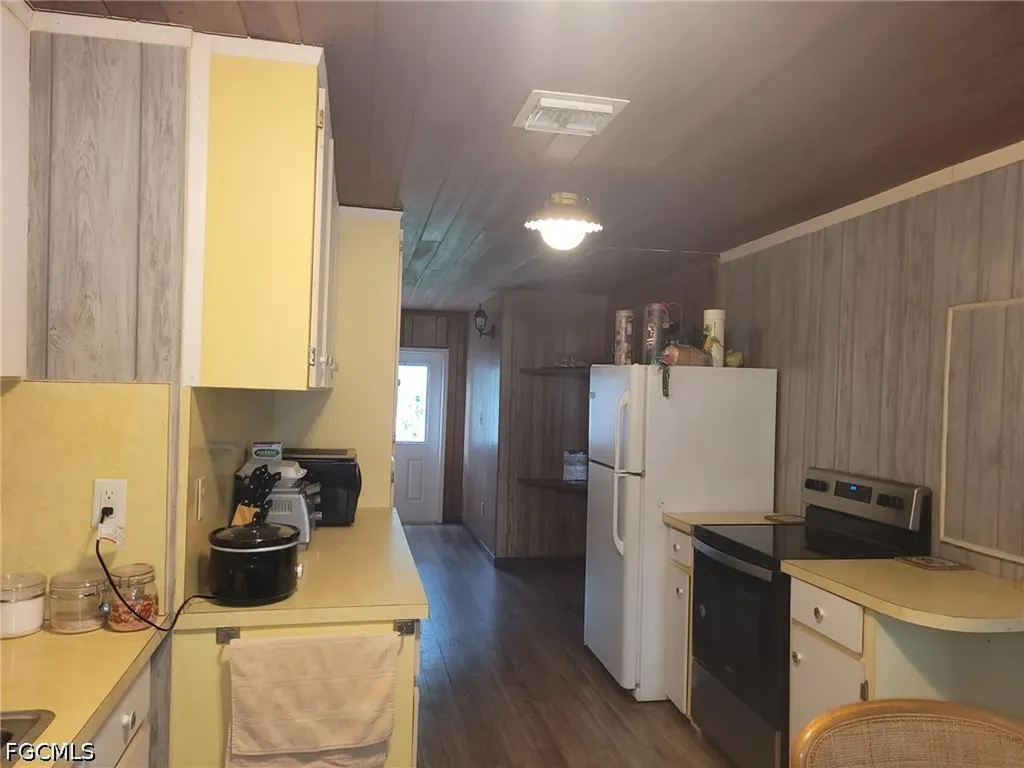 1104 Gulf Street Moore Haven FL 33471