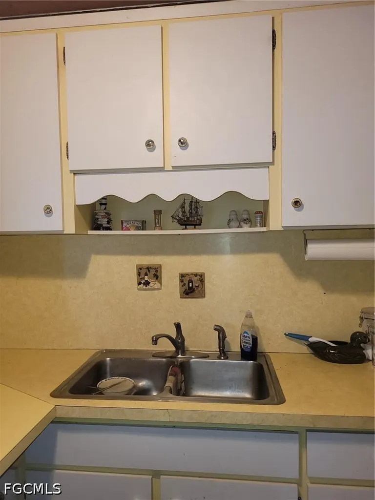 1104 Gulf Street Moore Haven FL 33471