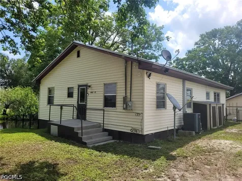 1104 Gulf Street Moore Haven FL 33471