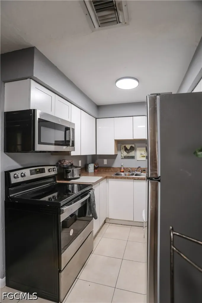 2406 Linhart Avenue Fort Myers FL 33901