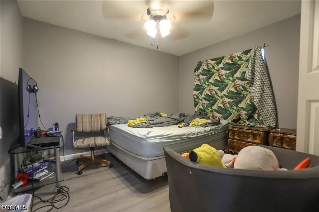 2406 Linhart Avenue Fort Myers FL 33901