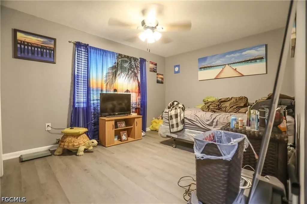 2406 Linhart Avenue Fort Myers FL 33901