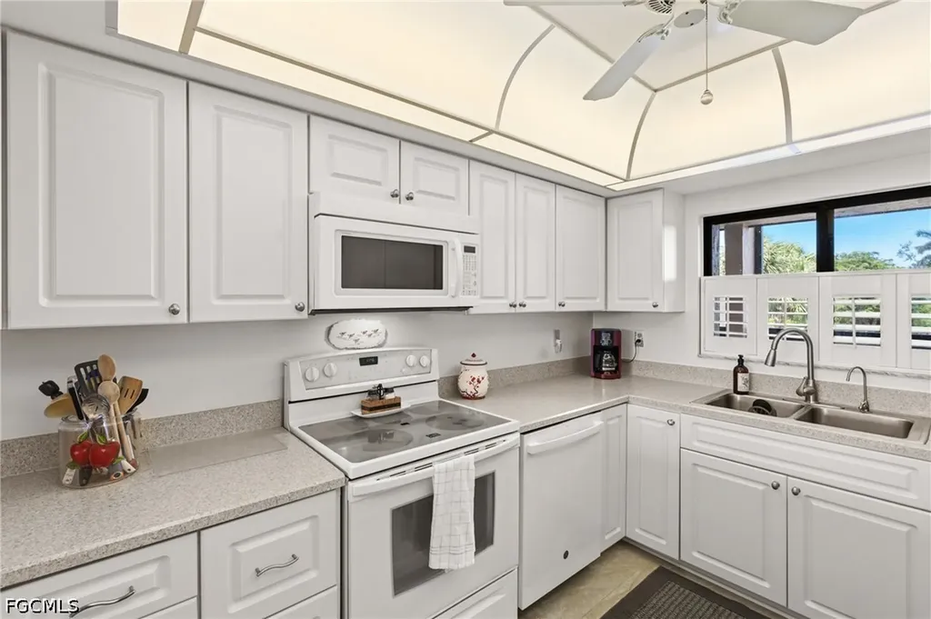 4210 Steamboat Bend Fort Myers FL 33919