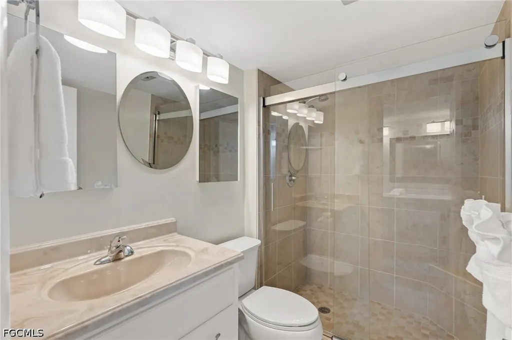 4210 Steamboat Bend Fort Myers FL 33919