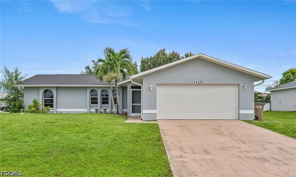 1425 SW 10th Street Cape Coral FL 33991