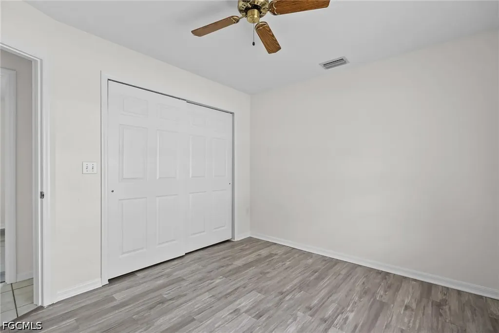 1425 SW 10th Street Cape Coral FL 33991