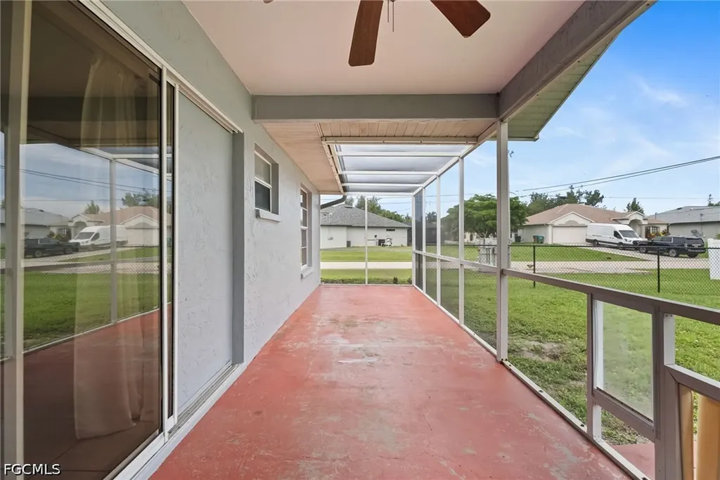 1425 SW 10th Street Cape Coral FL 33991