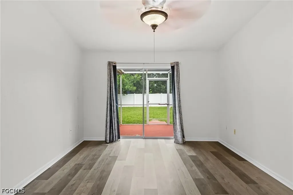 1425 SW 10th Street Cape Coral FL 33991