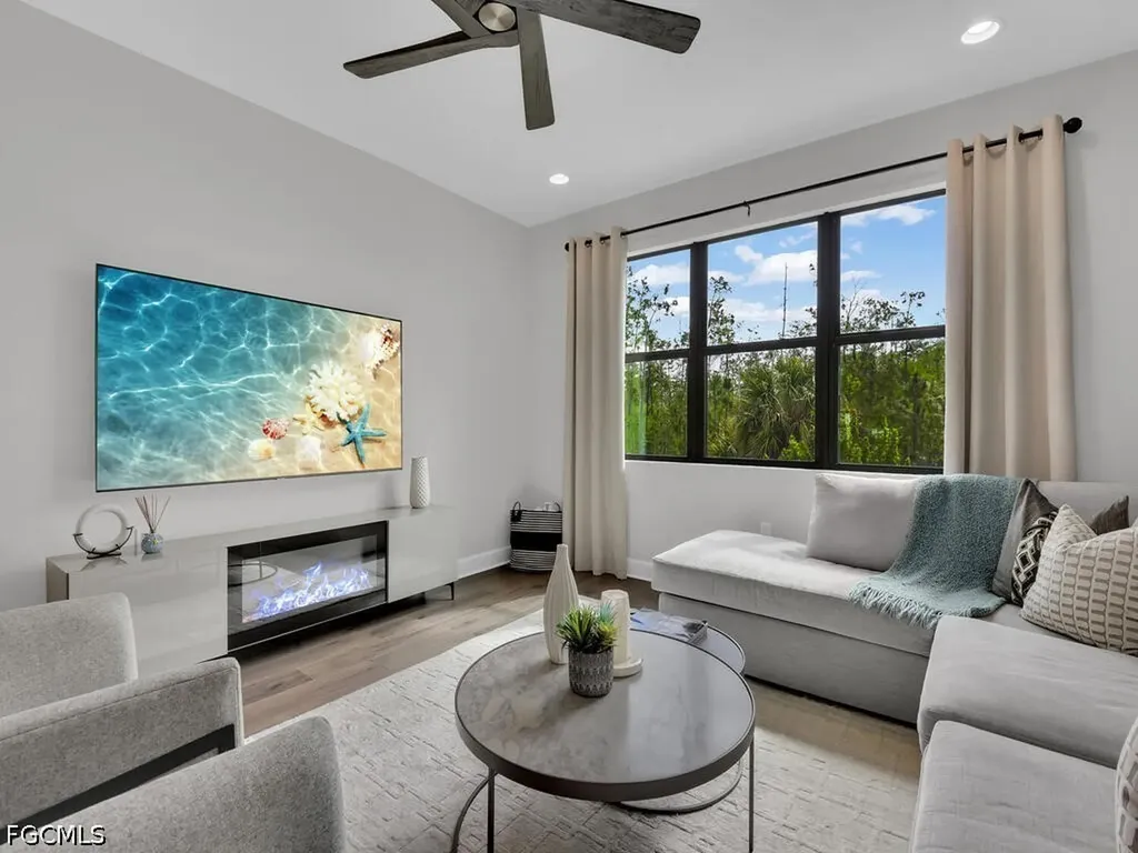 20322 Fair Oak Lane Estero FL 33928