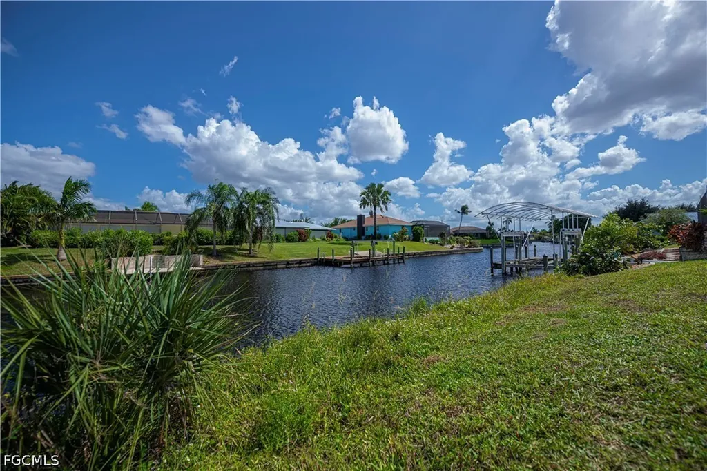 3725 SE 13th Avenue Cape Coral FL 33904