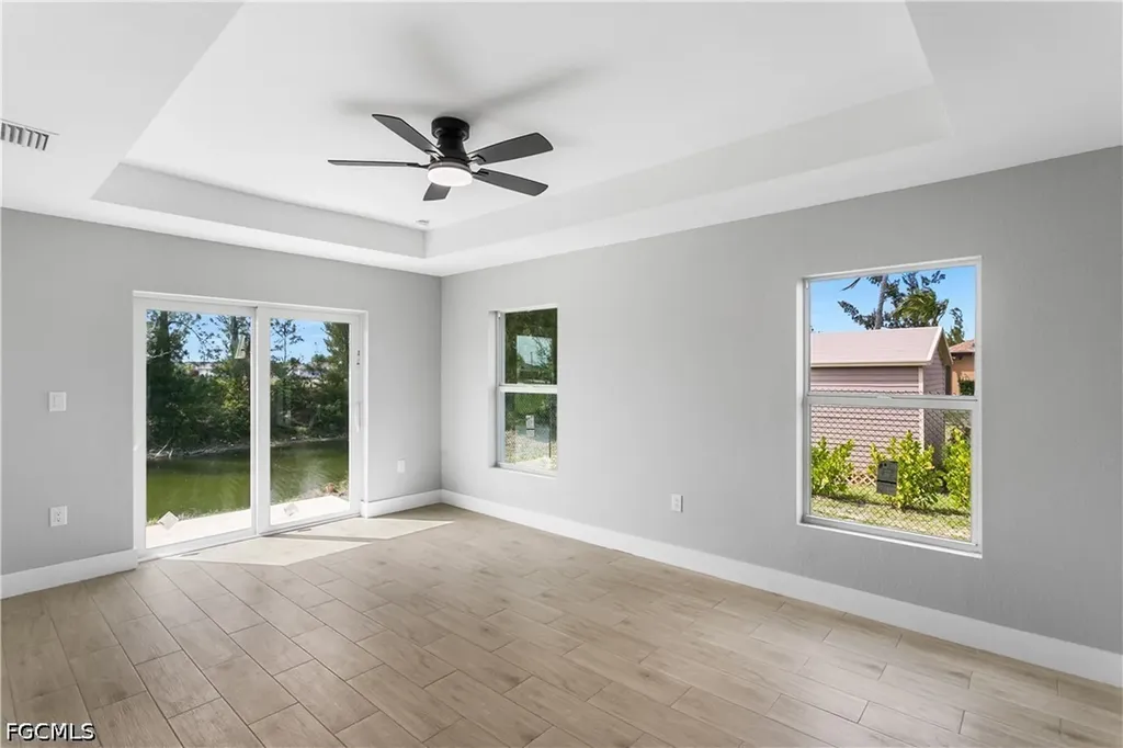 2210 NW 2nd Avenue Cape Coral FL 33993
