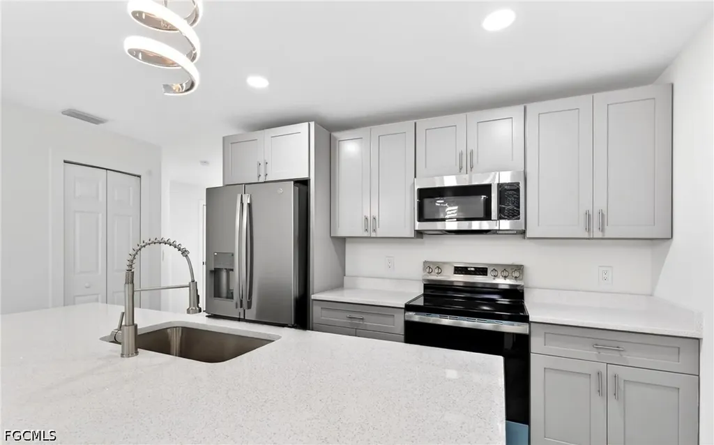 2413-2415 Ansel Avenue S Lehigh Acres FL 33973