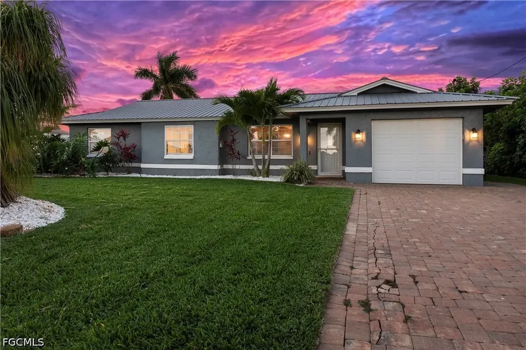 1906 SE 26th Street Cape Coral FL 33904