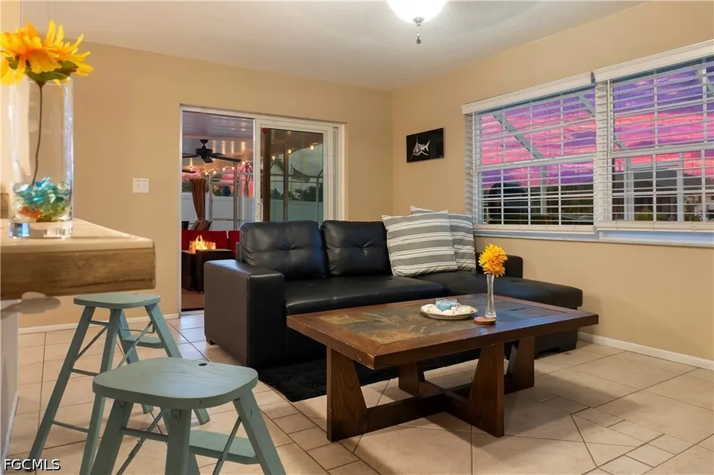 1906 SE 26th Street Cape Coral FL 33904