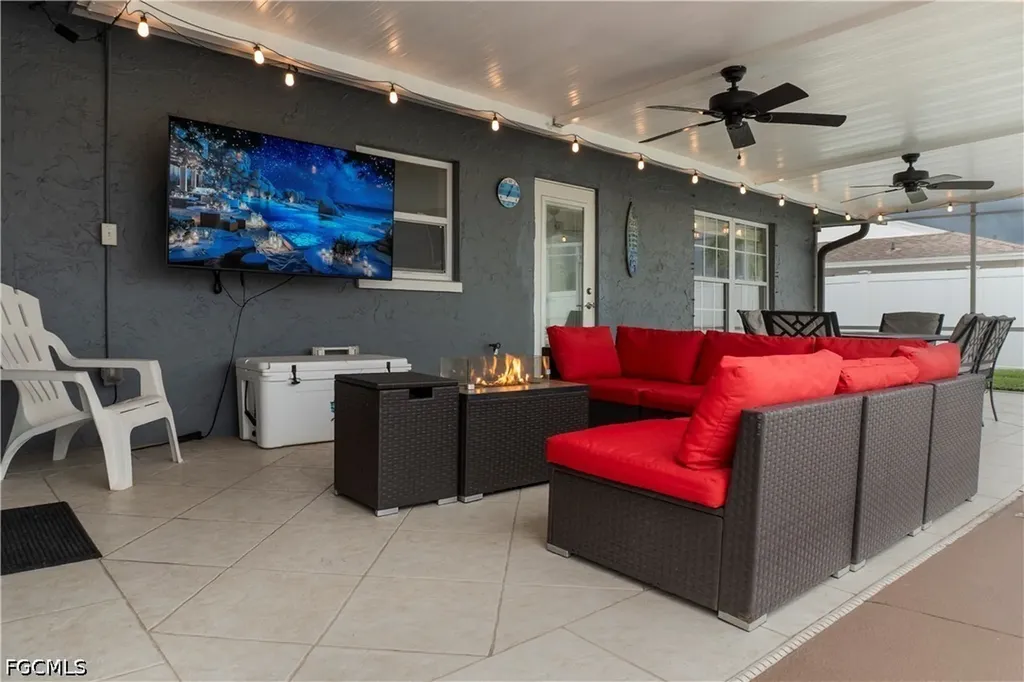 1906 SE 26th Street Cape Coral FL 33904