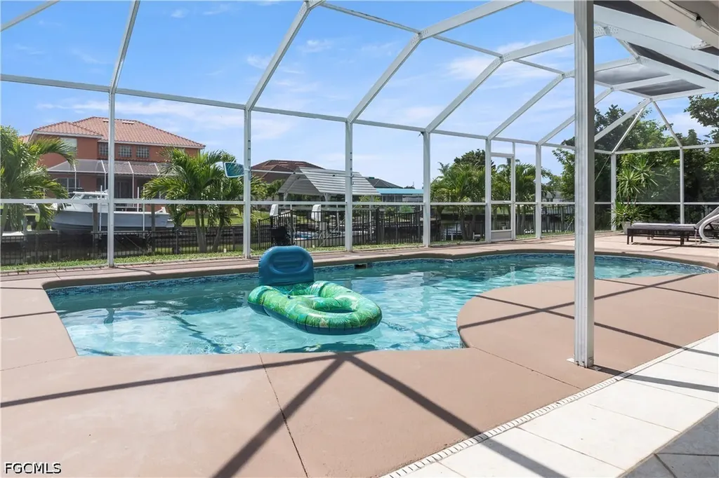 1906 SE 26th Street Cape Coral FL 33904