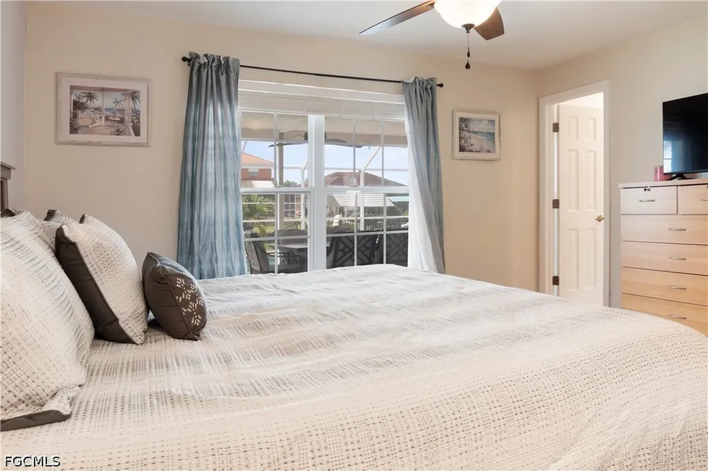 1906 SE 26th Street Cape Coral FL 33904
