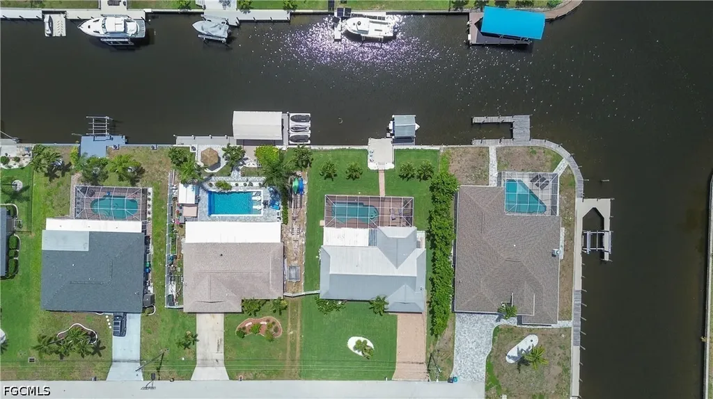 1906 SE 26th Street Cape Coral FL 33904