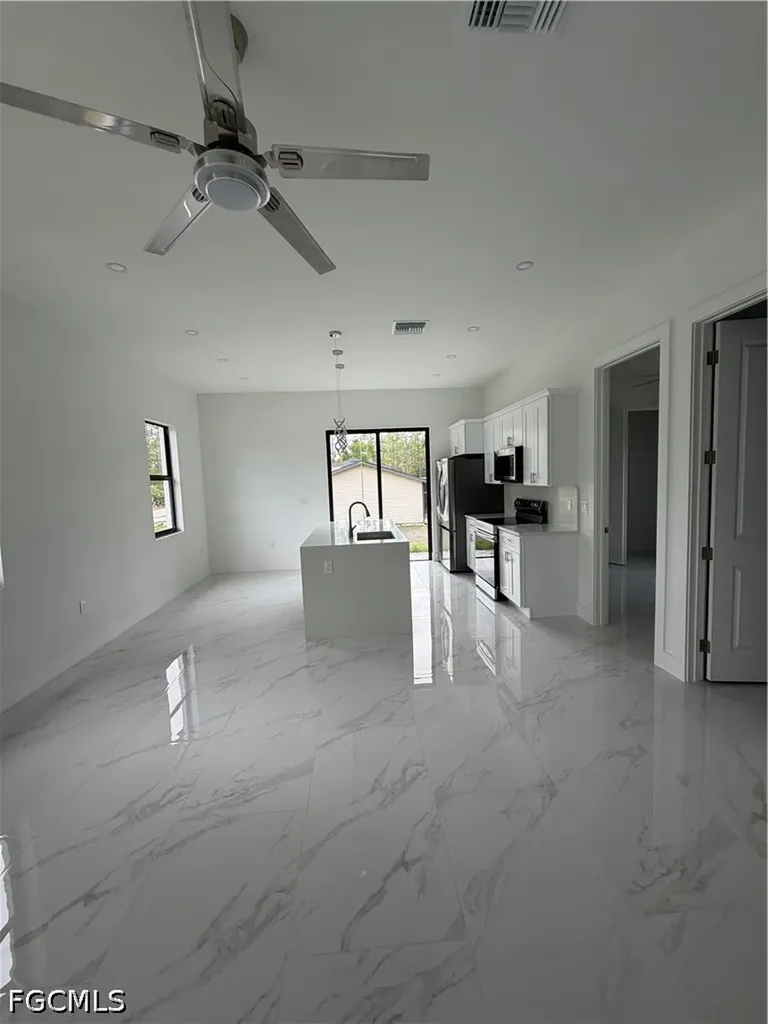 1607 E 14th Street Lehigh Acres FL 33972