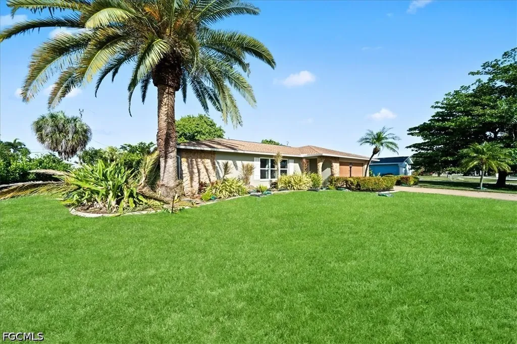 4920 Nassau Court Cape Coral FL 33904
