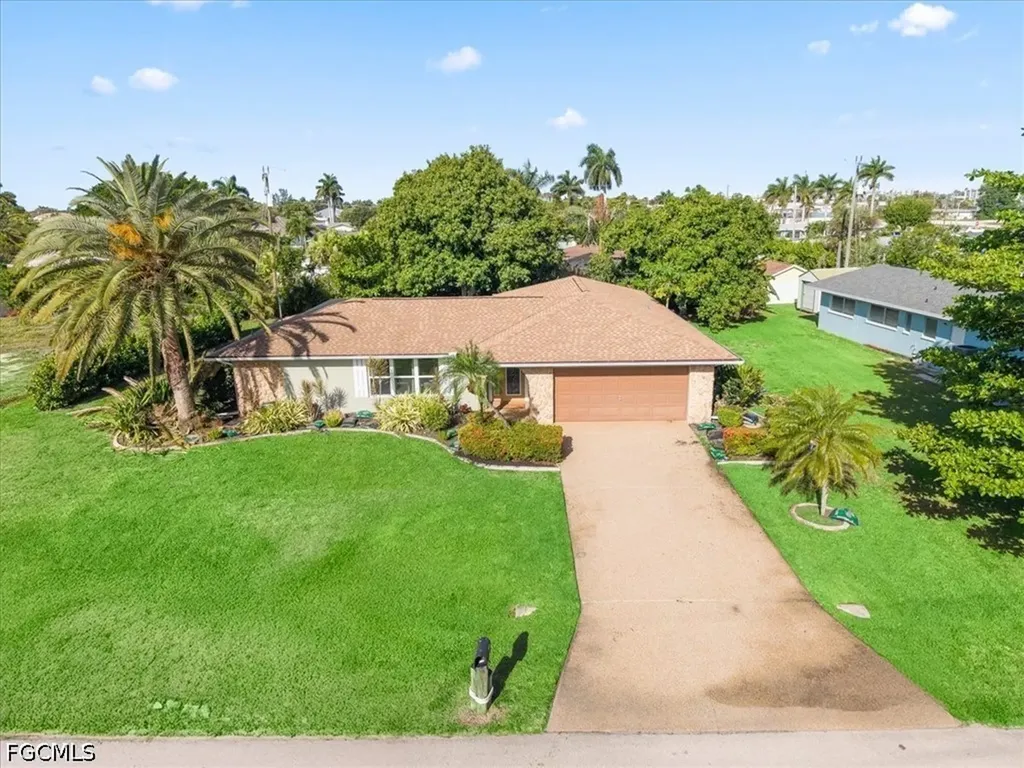 4920 Nassau Court Cape Coral FL 33904