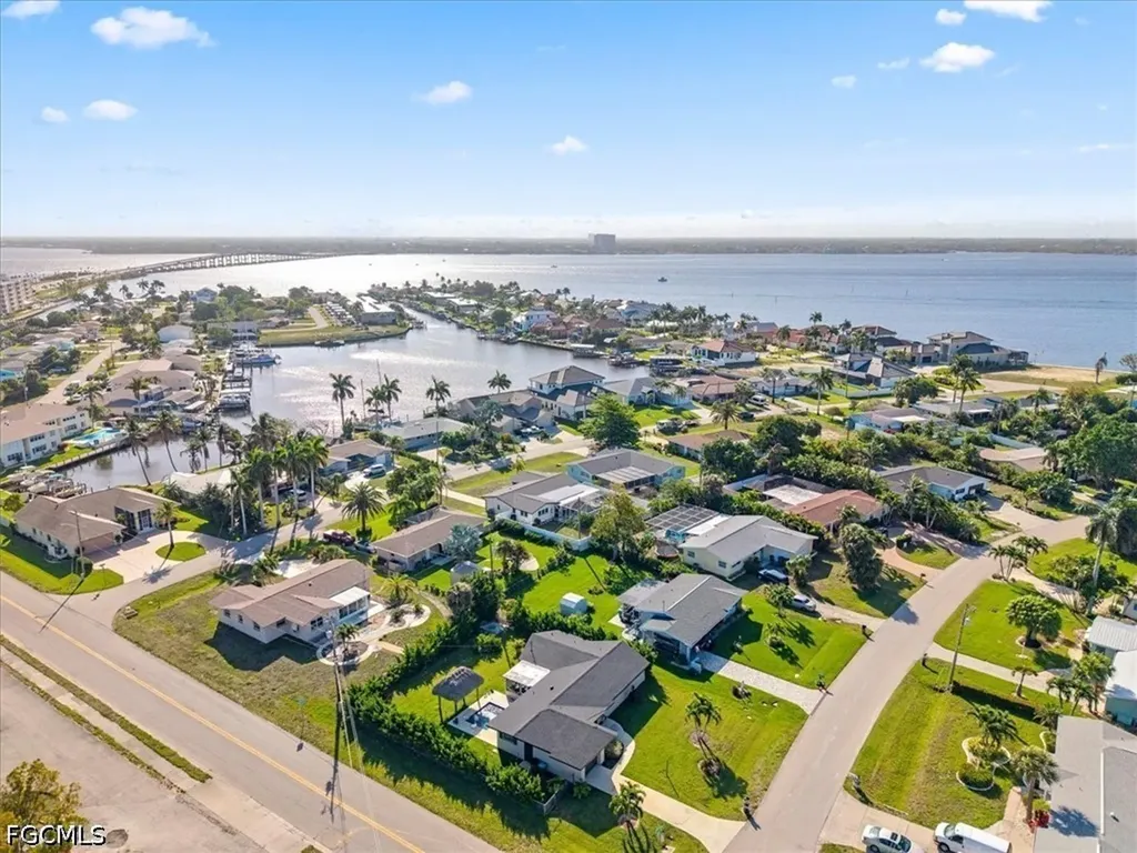 4920 Nassau Court Cape Coral FL 33904