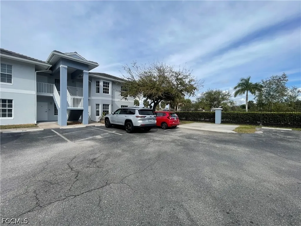 8555 Bernwood Cove Loop Fort Myers FL 33966