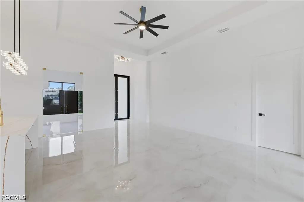 2809 7th Street SW Lehigh Acres FL 33976