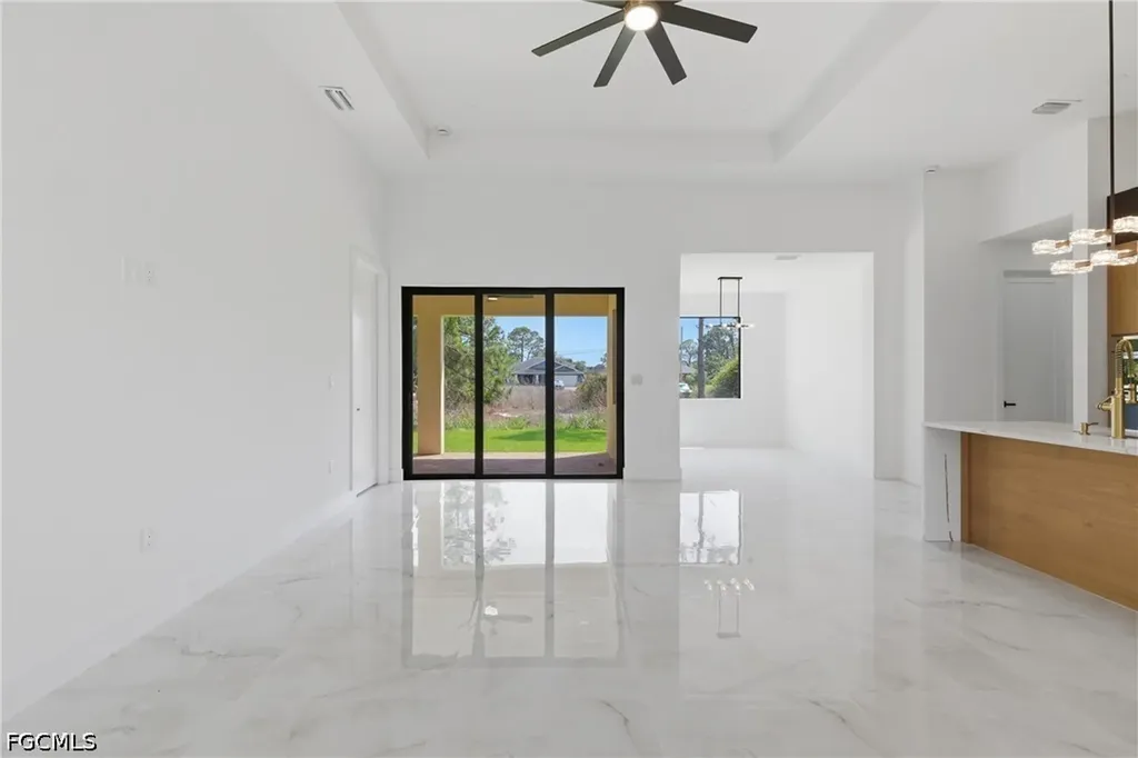 2809 7th Street SW Lehigh Acres FL 33976