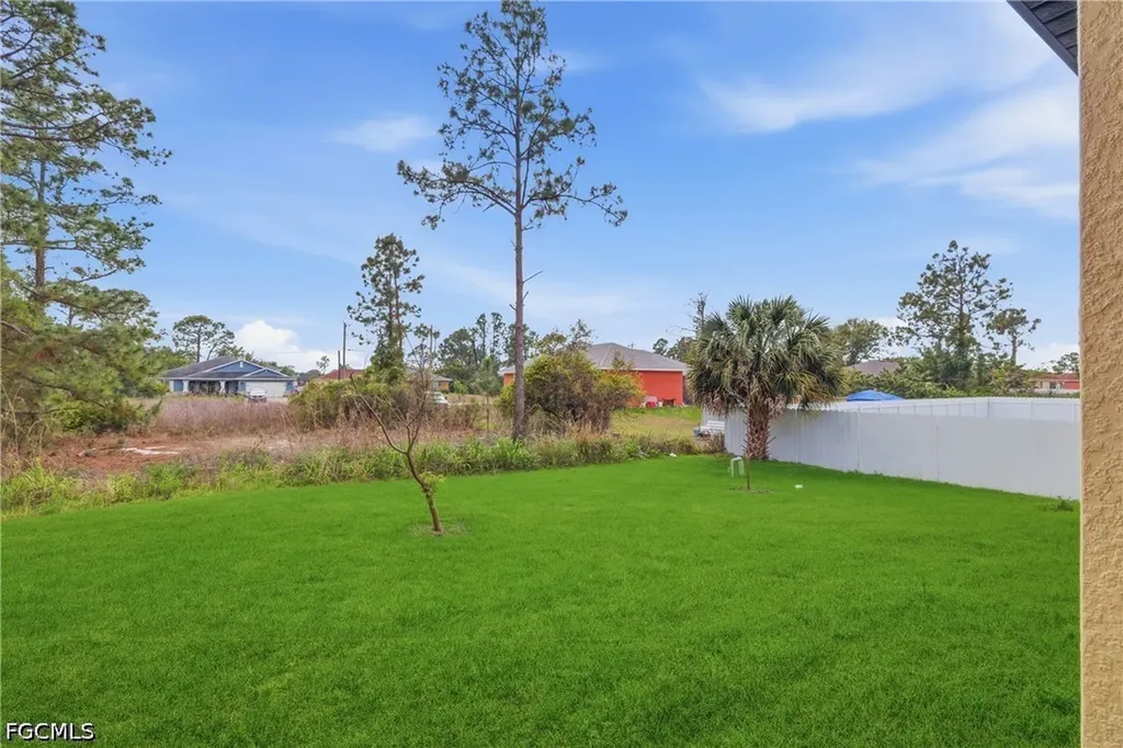 2809 7th Street SW Lehigh Acres FL 33976