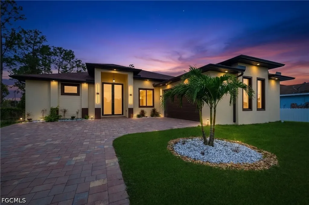 2809 7th Street SW Lehigh Acres FL 33976