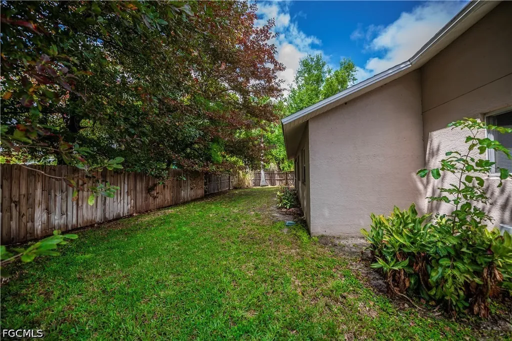 11640 Pine Hammock Circle Fort Myers FL 33919