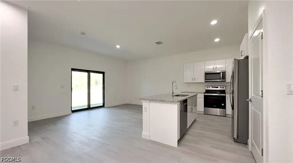 9020 Green Circle Labelle FL 33935