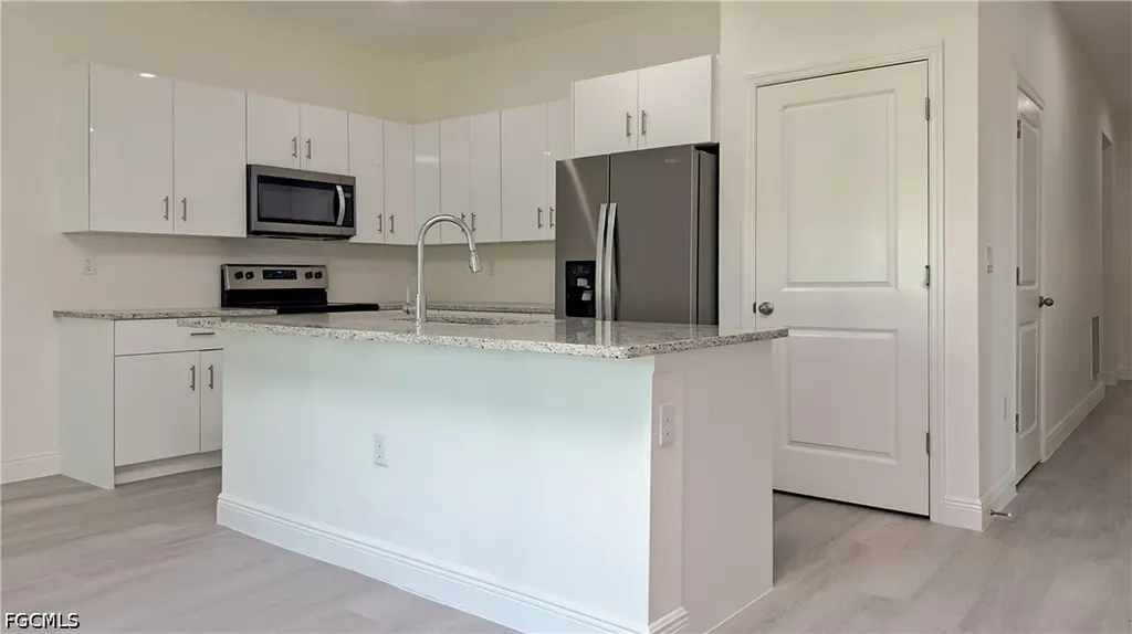 9020 Green Circle Labelle FL 33935