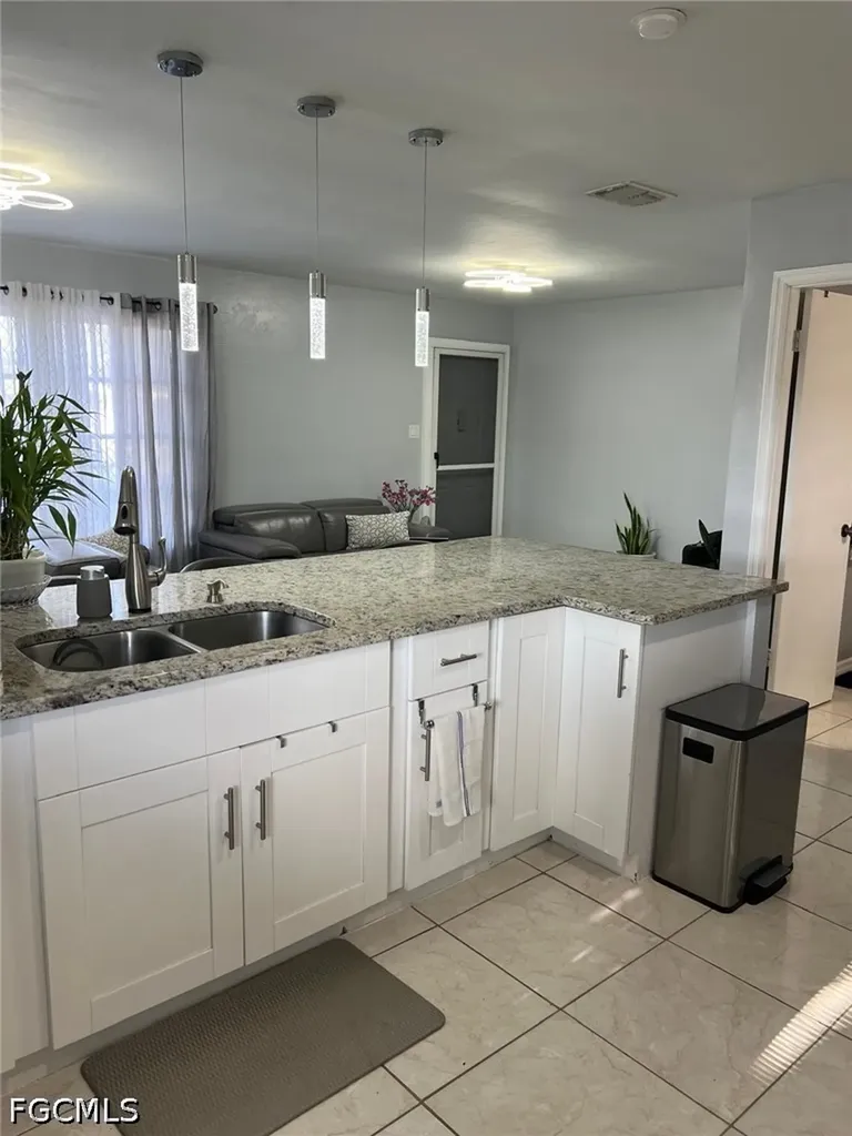 18 Hamlin Court Lehigh Acres FL 33936