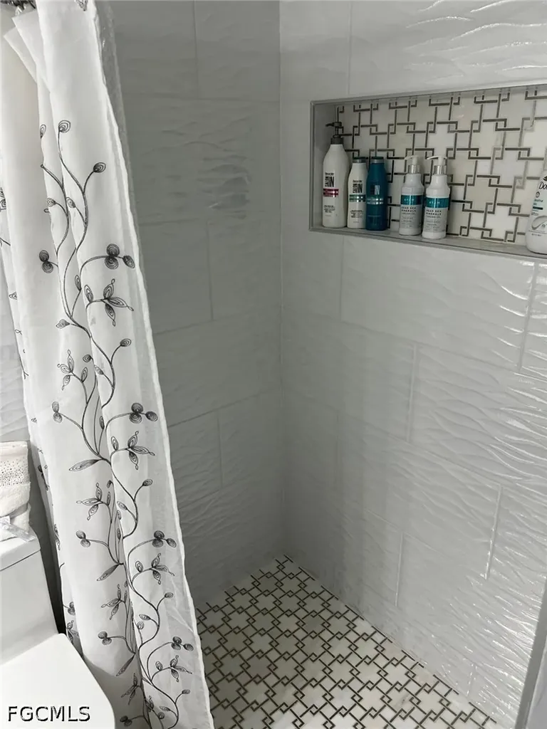 18 Hamlin Court Lehigh Acres FL 33936