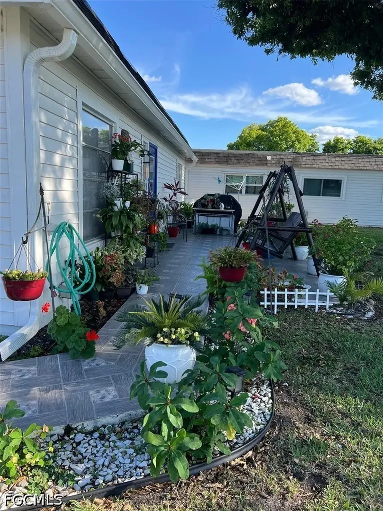 18 Hamlin Court Lehigh Acres FL 33936