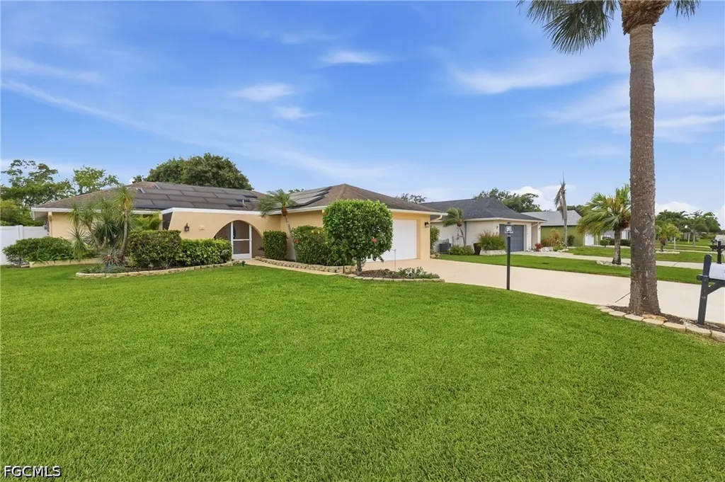 1579 Sautern Drive Fort Myers FL 33919